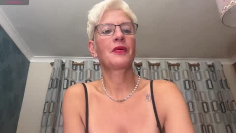 JennyHazel online show from October 8, 7:53 pm