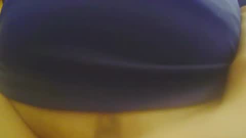 Snapshot of jepn1112 chatting on December 6, 7:17 pm JoeEBear online show from December 6, 7:17 pm