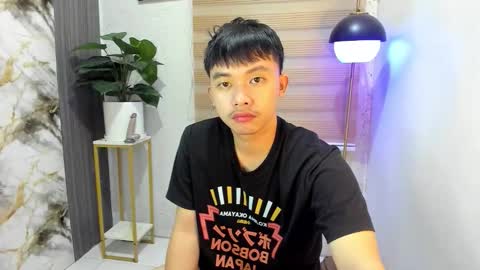 jeppie online show from October 27, 12:10 am