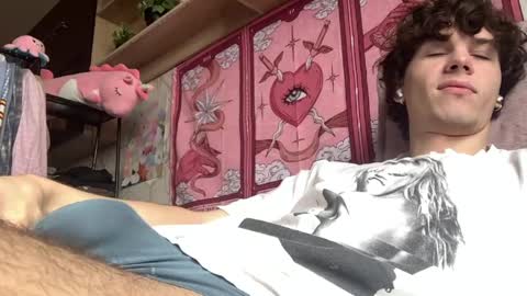 jeremy1scott online show from April 21, 5:03 am