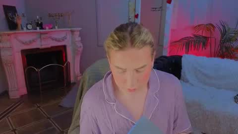 jes_solar online show from March 22, 8:35 pm