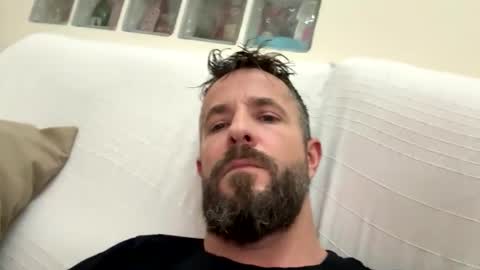 jesaj online show from December 21, 4:24 pm