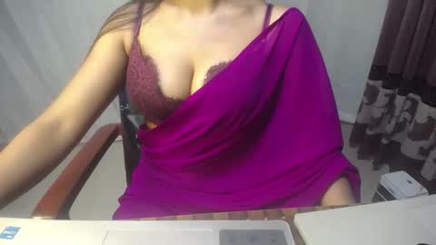 Jesi online show from January 13, 3:36 am