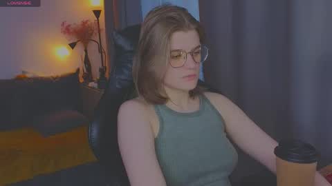  JessieVibes online show from April 19, 5:03 pm