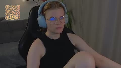  JessieVibes online show from July 30, 1:56 pm