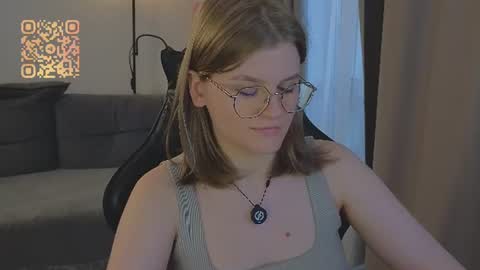  JessieVibes online show from July 21, 2:30 pm