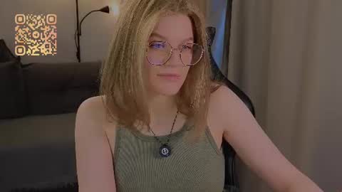  JessieVibes online show from July 16, 1:47 pm