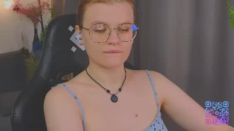  JessieVibes online show from June 28, 2:46 pm