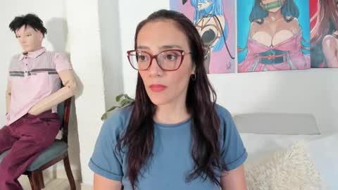 Snapshot of jess1ca_herrera chatting on October 14, 9:29 pm jessica herreraToday I will be your devil and you my victim online show from October 14, 9:29 pm