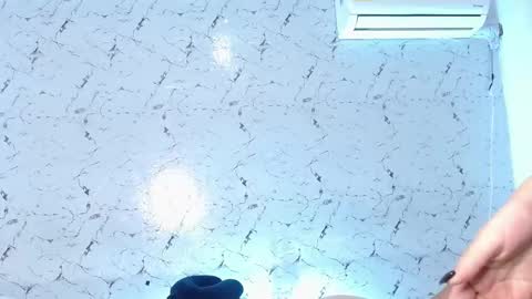 Hello we are Jesse and Dante. online show from October 5, 5:49 am