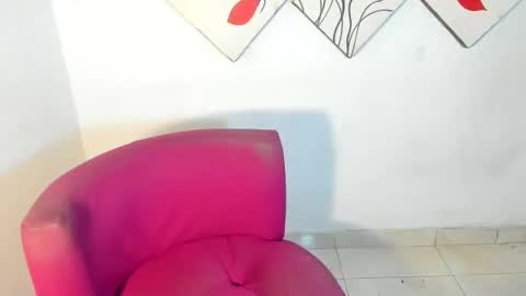 jesshot_bigcock online show from July 30, 3:07 am