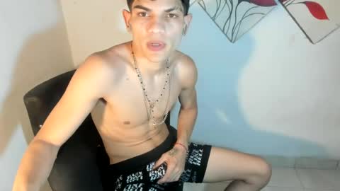 jesshot_bigcock online show from June 25, 5:04 am