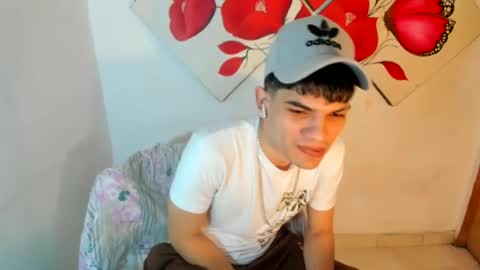 jesshot_bigcock online show from August 4, 1:56 am