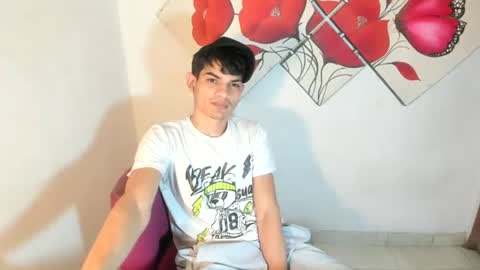 jesshot_bigcock online show from July 28, 2:53 am