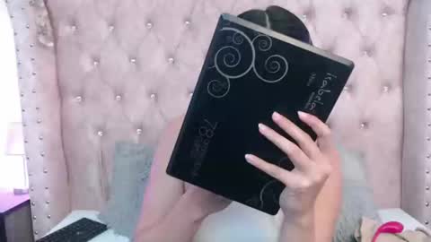 Jessica  online show from October 20, 6:35 pm