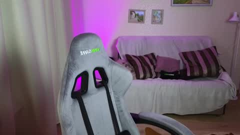 Jessy online show from December 2, 6:27 pm