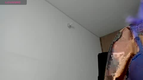 jessica_rabbit777_ online show from April 13, 10:25 pm