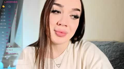 jessica_volker online show from May 25, 6:58 pm