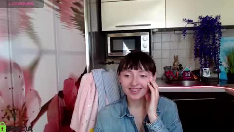 jessicaforris online show from March 10, 8:18 am