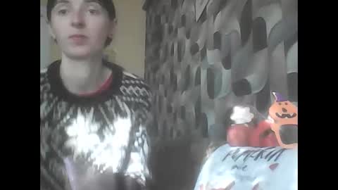 jessicaforris online show from October 31, 8:37 am