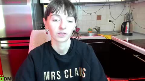 jessicaforris online show from February 26, 7:55 am