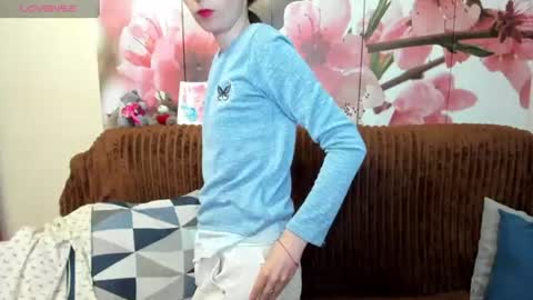 jessicaforris online show from June 15, 12:08 pm