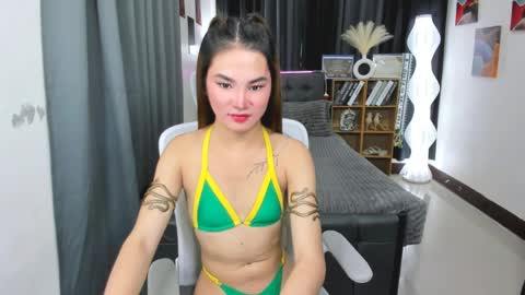 Your naughty Jessie online show from April 11, 8:18 am