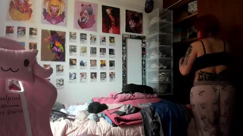 Snapshot of jessie_williams_01 chatting on September 12, 6:43 pm Your Sweet Angel online show from September 12, 6:43 pm