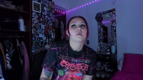 Snapshot of jessie_williams_01 chatting on January 21, 8:54 pm Your Sweet Angel online show from January 21, 8:54 pm