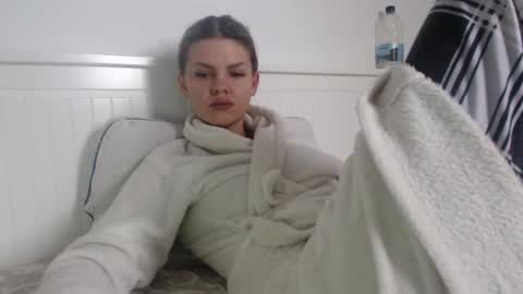 jessieryan online show from February 19, 7:29 am