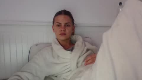 jessieryan online show from October 8, 4:51 am