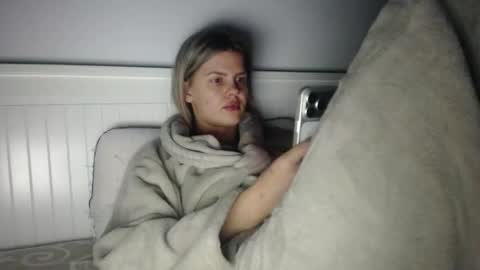 jessieryan online show from December 21, 5:14 am