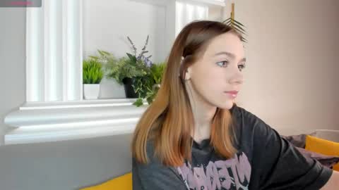 Jessie online show from March 15, 9:24 am