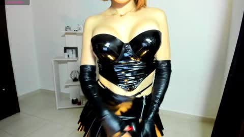 Snapshot of jessy_prada chatting on January 27, 8:07 pm Miss Jessy online show from January 27, 8:07 pm