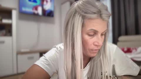 Jessye online show from October 8, 1:50 pm