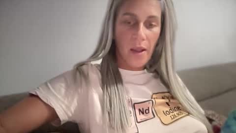 Jessye online show from September 25, 5:20 pm