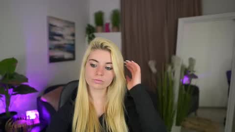 Jet online show from March 22, 8:13 pm