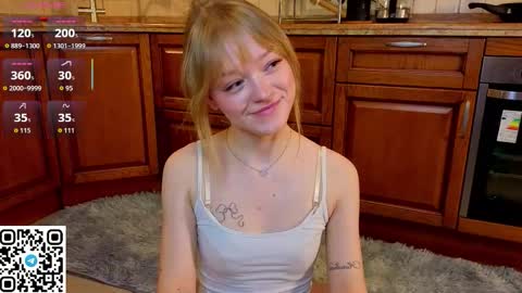 Gwen online show from March 1, 8:46 pm