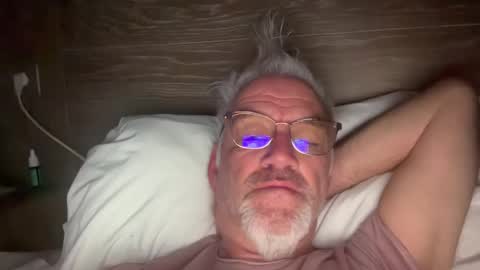 jewlronny online show from March 11, 6:30 am