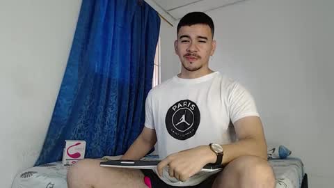 Juan David online show from October 31, 1:22 pm