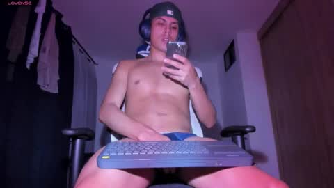 Jeyden Camilo online show from October 18, 4:16 am