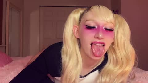   online show from May 26, 2:39 am