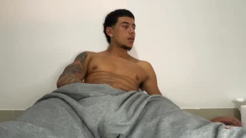 Onlyfans  Twitter  online show from December 15, 5:02 am