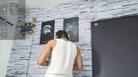 jhay_wheeler777 online show from June 7, 3:11 am