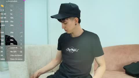 Jheampiero online show from April 21, 10:06 pm