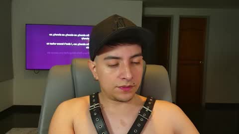 Jhoan Saenz online show from October 14, 2:36 am