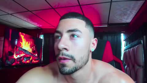 Jhojan Strong  online show from February 19, 9:03 pm