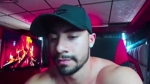 Jhojan Strong  online show from February 27, 7:15 pm