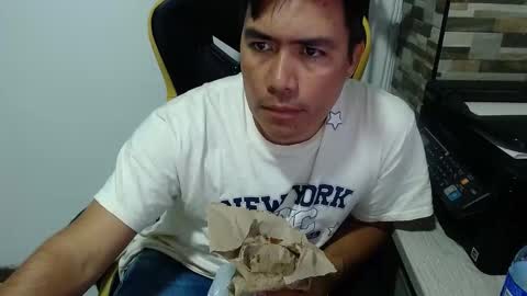 jhonatan_morales_s online show from November 3, 10:22 pm