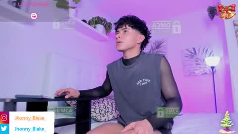 JHONNATHAN online show from November 26, 9:44 pm